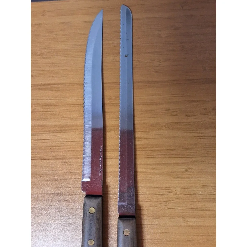Vintage‎ Pair Of Forgecraft USA Stainless Steel Serrated Knives.